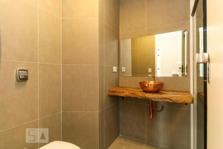 Apartamento para alugar com 210m², 3 quartos e 3 vagasBanheiro