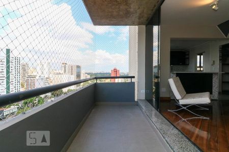Apartamento para alugar com 210m², 3 quartos e 3 vagasVaranda