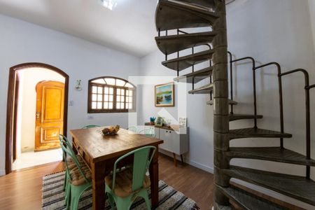 Casa à venda com 3 quartos, 210m² em Chácara Belenzinho, São Paulo