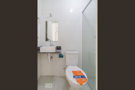 Banheiro de apartamento para alugar com 1 quarto, 32m² em Ipiranga, São Paulo