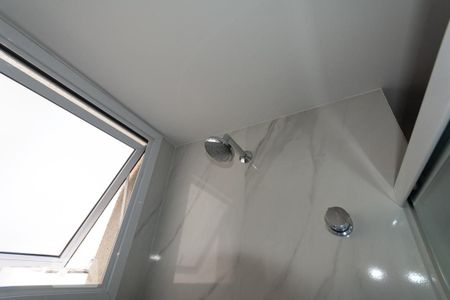 Apartamento à venda com 64m², 2 quartos e 1 vagaBanheiro do Quarto 1