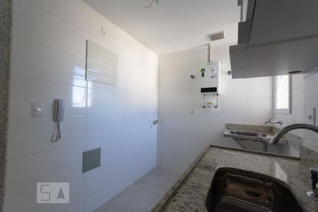 Apartamento à venda com 64m², 2 quartos e 1 vagaCozinha