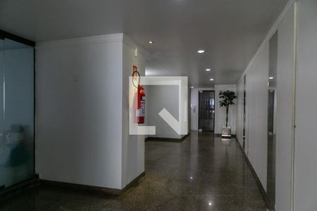 Apartamento para alugar com 82m², 2 quartos e 1 vaga Apartamento para alugar com 82m², 2 quartos e 1 vagaHall de entrada