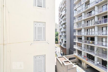 Quarto 1 - Vista de apartamento para alugar com 3 quartos, 76m² em República, São Paulo