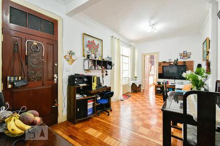 Sala de apartamento para alugar com 3 quartos, 76m² em República, São Paulo