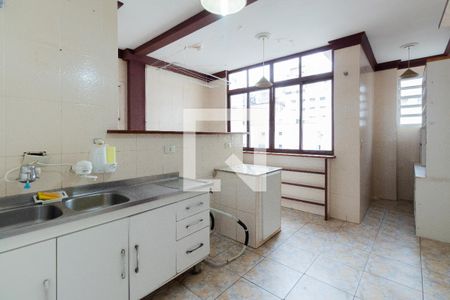 Apartamento à venda com 98m², 2 quartos e sem vaga Apartamento à venda com 98m², 2 quartos e sem vagaCozinha