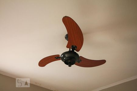 Ventilador de casa para alugar com 3 quartos, 130m² em Vila Tibério, Ribeirão Preto