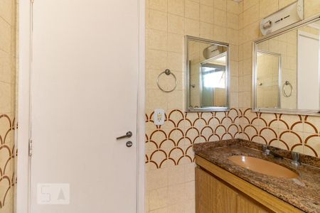 Apartamento para alugar com 72m², 3 quartos e 1 vaga Apartamento para alugar com 72m², 3 quartos e 1 vagaBanheiro