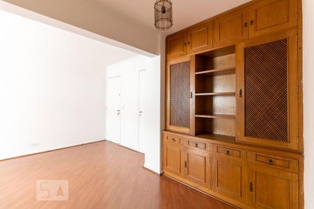 Sala  de apartamento para alugar com 3 quartos, 72m² em Bosque da Saúde, São Paulo
