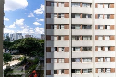 Vista do Quarto 2 de apartamento para alugar com 3 quartos, 72m² em Bosque da Saúde, São Paulo
