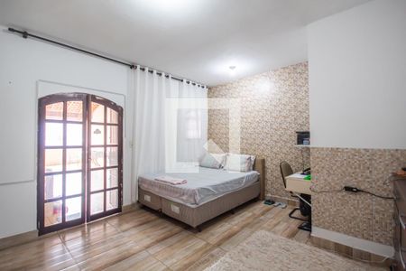 Casa à venda com 220m², 5 quartos e 6 vagasQuarto 2