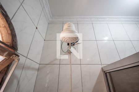 Casa à venda com 220m², 5 quartos e 6 vagasBanheiro 3