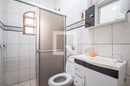 Casa à venda com 220m², 5 quartos e 6 vagasBanheiro 3
