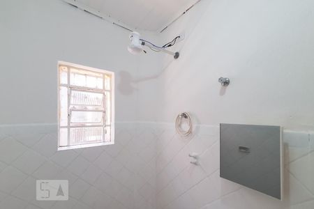 Casa para alugar com 100m², 2 quartos e 2 vagas Casa para alugar com 100m², 2 quartos e 2 vagasBanheiro