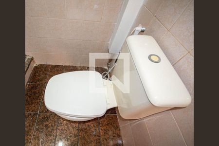 Apartamento à venda com 90m², 2 quartos e 1 vaga Apartamento à venda com 90m², 2 quartos e 1 vagaBanheiro