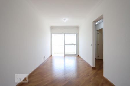 Sala de Apartamento com 3 quartos, 75m² Vila Mangalot