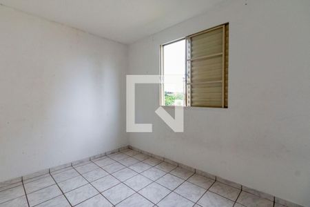 Quarto 1 de apartamento para alugar com 2 quartos, 45m² em Conjunto Residencial José Bonifácio, São Paulo
