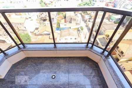 Apartamento à venda com 118m², 3 quartos e 3 vagas Apartamento à venda com 118m², 3 quartos e 3 vagasQuarto 1 Sacada