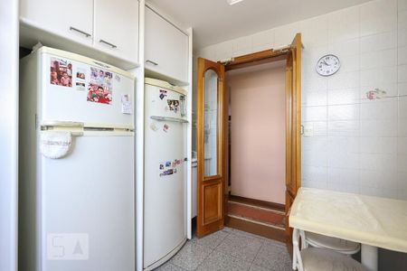 Apartamento à venda com 118m², 3 quartos e 3 vagas Apartamento à venda com 118m², 3 quartos e 3 vagasCozinha