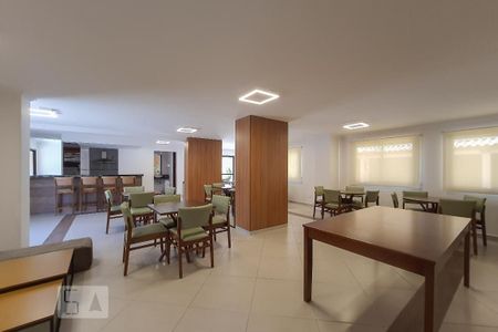 Apartamento à venda com 118m², 3 quartos e 3 vagas Apartamento à venda com 118m², 3 quartos e 3 vagasÁrea comum - Salão de festas