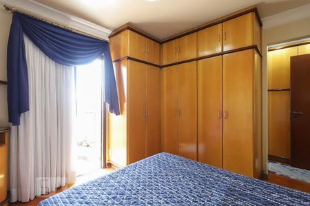 Apartamento à venda com 118m², 3 quartos e 3 vagas Apartamento à venda com 118m², 3 quartos e 3 vagasSuíte