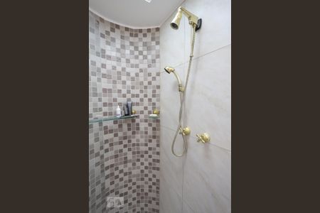 Apartamento à venda com 118m², 3 quartos e 3 vagas Apartamento à venda com 118m², 3 quartos e 3 vagasSuíte Banheiro