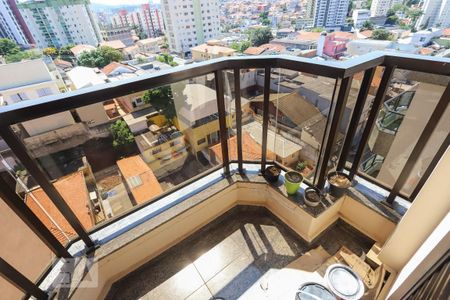 Apartamento à venda com 118m², 3 quartos e 3 vagas Apartamento à venda com 118m², 3 quartos e 3 vagasQuarto 2 Sacada