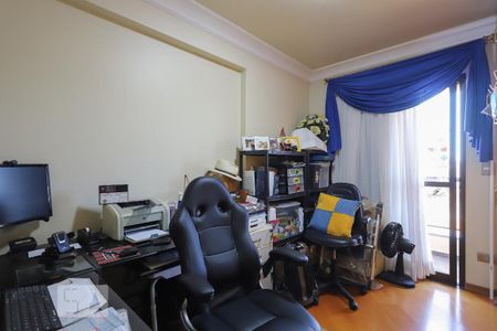 Apartamento à venda com 118m², 3 quartos e 3 vagas Apartamento à venda com 118m², 3 quartos e 3 vagasQuarto 1