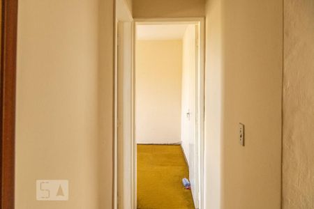 Casa à venda com 220m², 3 quartos e 2 vagas Casa à venda com 220m², 3 quartos e 2 vagasCorredor