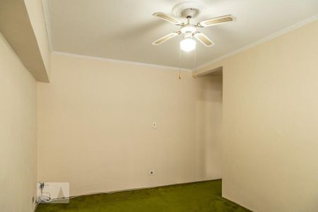 Casa à venda com 220m², 3 quartos e 2 vagas Casa à venda com 220m², 3 quartos e 2 vagasSala