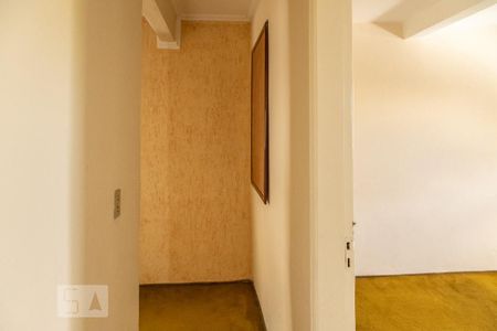 Casa à venda com 220m², 3 quartos e 2 vagas Casa à venda com 220m², 3 quartos e 2 vagasCorredor