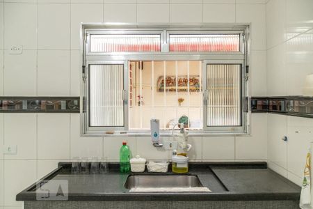 Casa à venda com 220m², 3 quartos e 2 vagas Casa à venda com 220m², 3 quartos e 2 vagasCozinha