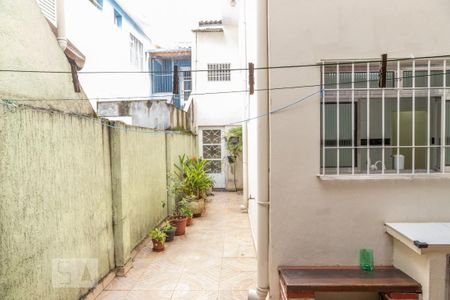 Casa à venda com 220m², 3 quartos e 2 vagas Casa à venda com 220m², 3 quartos e 2 vagasQuintal