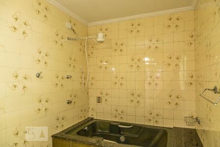 Casa à venda com 220m², 3 quartos e 2 vagas Casa à venda com 220m², 3 quartos e 2 vagasBanheiro da Suíte