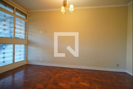 Casa à venda com 380m², 7 quartos e 3 vagassala casa 3