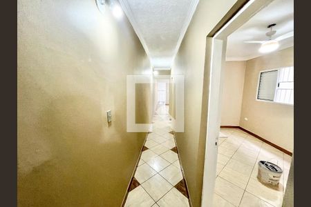 Corredor de casa para alugar com 2 quartos, 88m² em Vila Souza, São Paulo