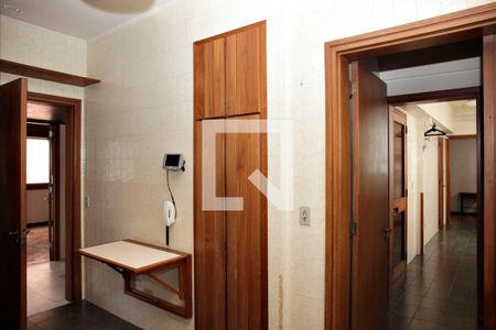 Apartamento à venda com 265m², 4 quartos e 2 vagasCozinha