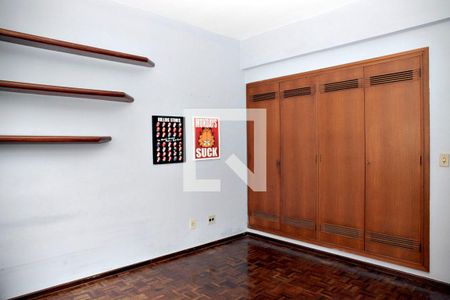 Apartamento à venda com 265m², 4 quartos e 2 vagasQuarto 2