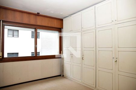 Apartamento à venda com 265m², 4 quartos e 2 vagasQuarto 3