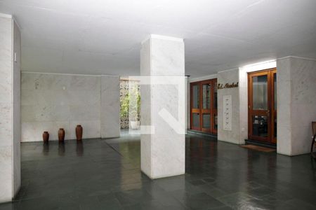 Apartamento à venda com 265m², 4 quartos e 2 vagasÁrea Comum Hall de Entrada