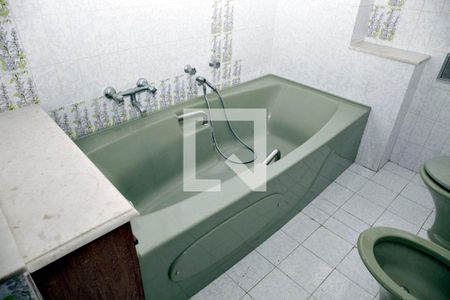 Apartamento à venda com 265m², 4 quartos e 2 vagasBanheiro 2 Detalhe