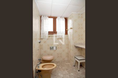 Apartamento à venda com 265m², 4 quartos e 2 vagasBanheiro Quarto 1 Suíte