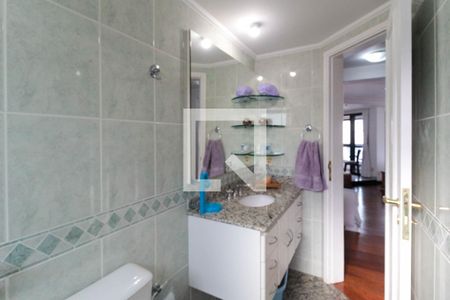 Apartamento à venda com 189m², 4 quartos e 4 vagasBanheiro