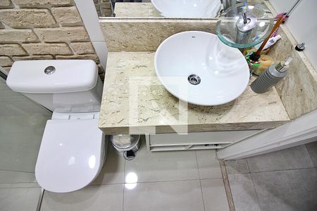 Apartamento à venda com 84m², 2 quartos e 2 vagasBanheiro Social