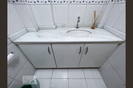 Apartamento à venda com 59m², 2 quartos e 2 vagasBanheiro