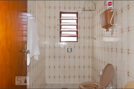 Casa à venda com 130m², 3 quartos e 2 vagasBanheiro Corredor