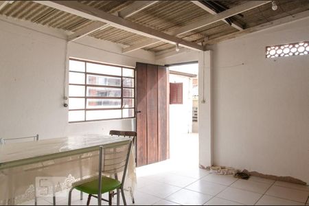 Casa à venda com 130m², 3 quartos e 2 vagasChurrasqueira