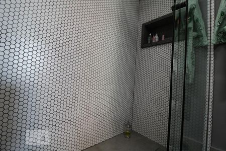 Banheiro de apartamento para alugar com 1 quarto, 43m² em Brooklin Paulista, São Paulo