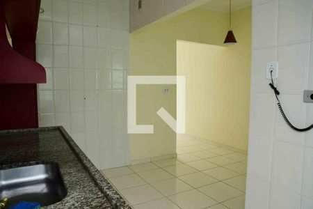Casa de condomínio para alugar com 85m², 3 quartos e 2 vagasCozinha