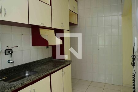 Casa de condomínio para alugar com 85m², 3 quartos e 2 vagasCozinha